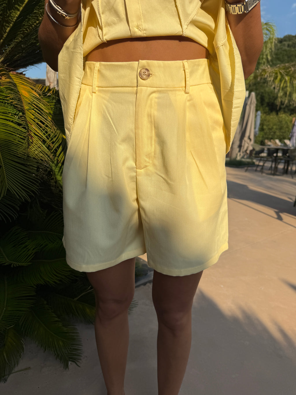 Short Milano